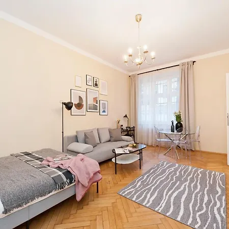 - Loftaffair Apartment Krakow